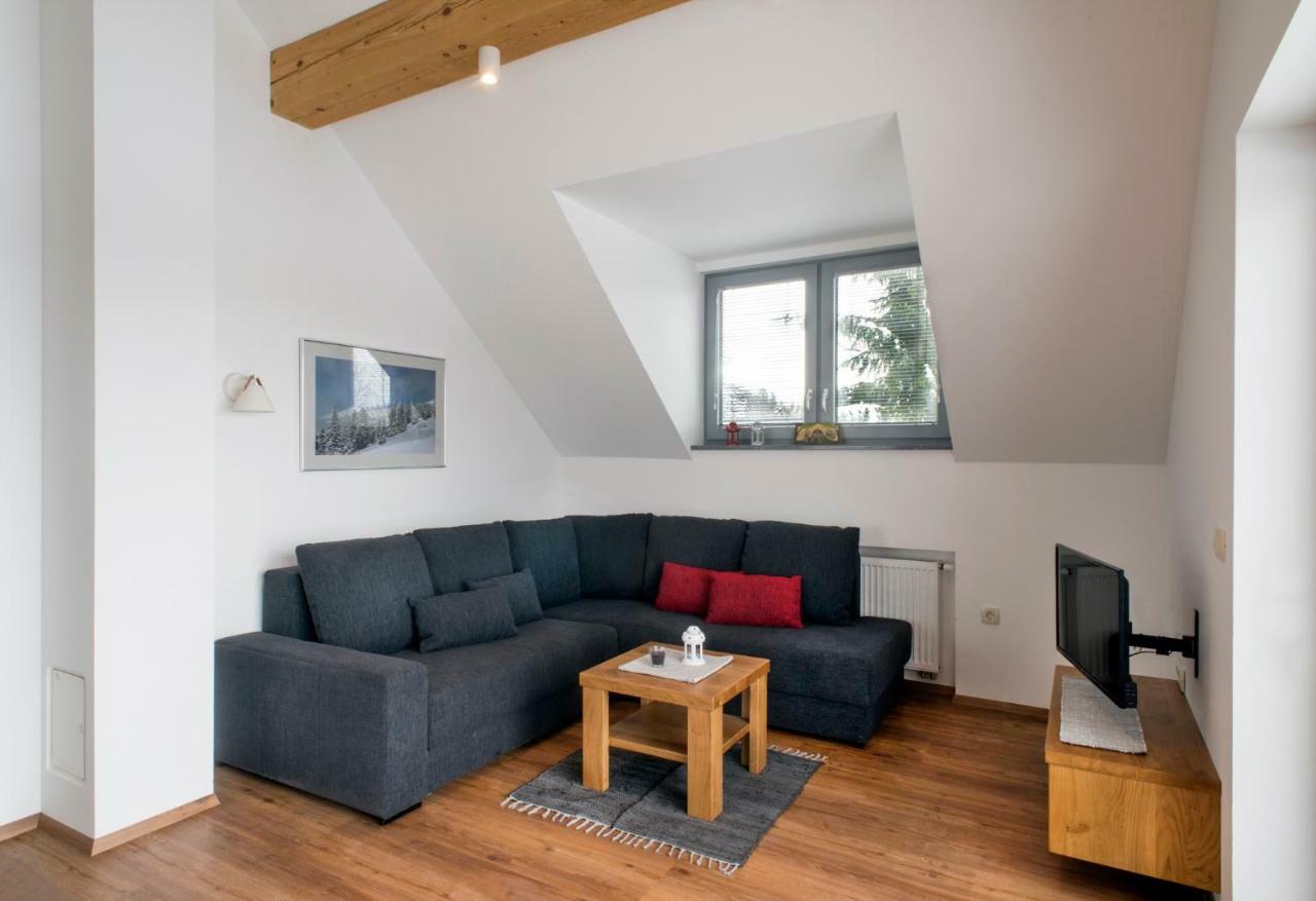 Apartments Sivka - Private Sauna Церкле на Горенскем Екстериор снимка