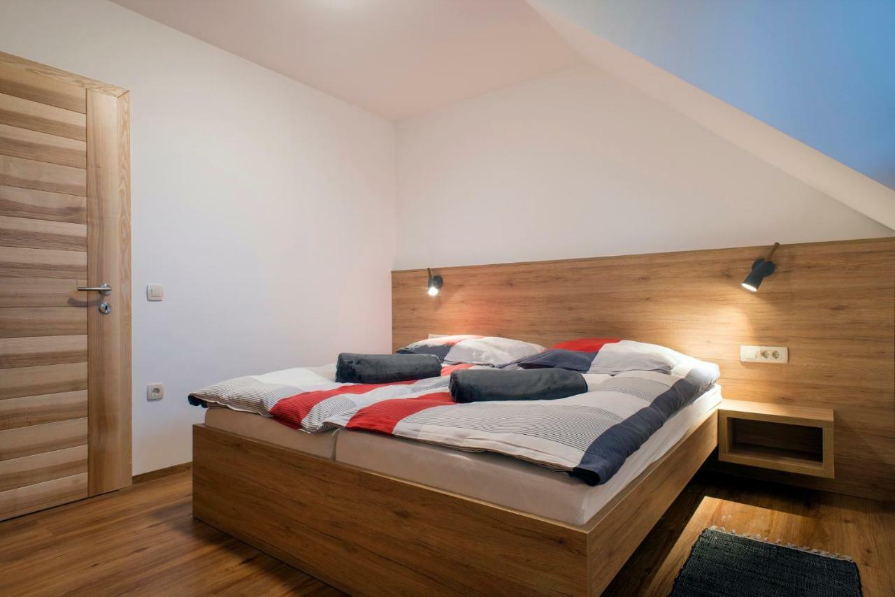 Apartments Sivka - Private Sauna Церкле на Горенскем Екстериор снимка